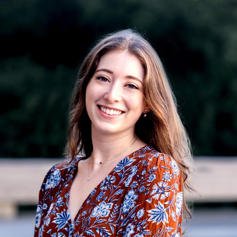 Headshot of Libby morris